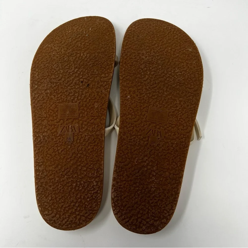 Zara Women's Cream Sandals with Gold Accents - Picture 7 of 8